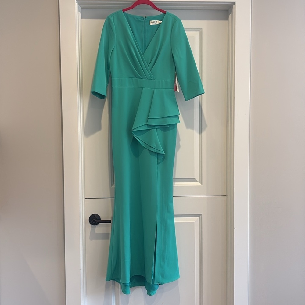 NWT Eliza J emerald green formal gown